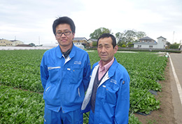 増山さん（右）と管理担当の赤松さん（左）